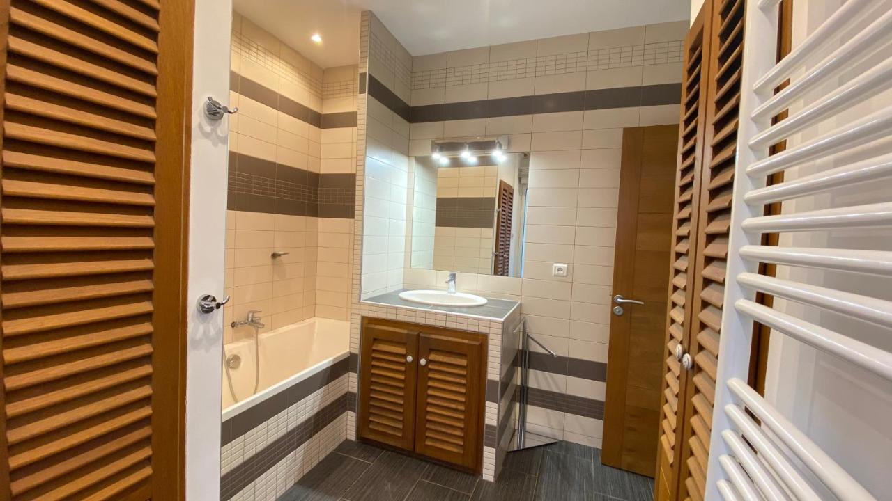 T3 De 140M2 Pour 7 Pers- Extra Centre Ajaccio - A 5 Min A Pied Des Plages - Classe 5 Etoiles - Casa Di Artisti 외부 사진